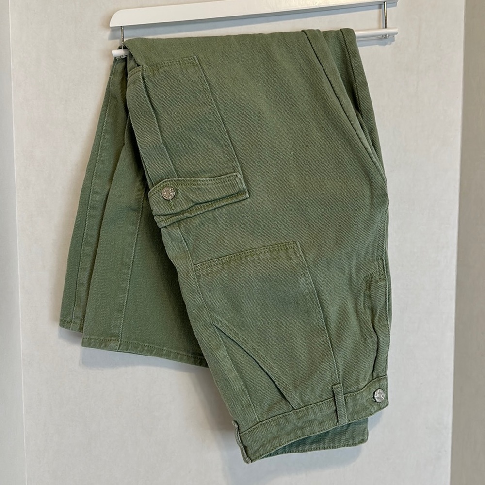 Green High Waisted, Wide Leg Cargo Pants